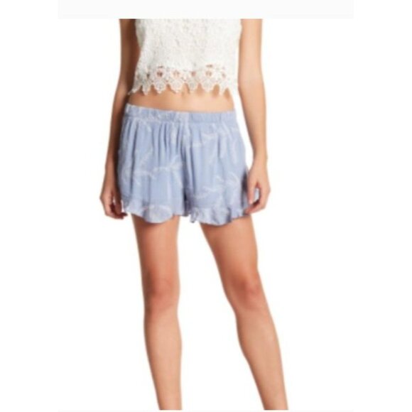 Sadie & Sage Women's Embroidered Ruffle Hem Shorts Sky/White Size Large, NWT - Picture 2 of 15